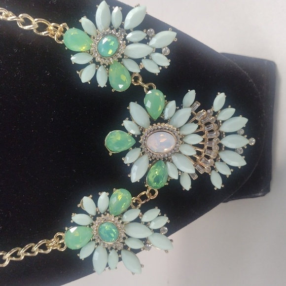 Gold Link Necklace with Mint Marquise Stones — Chunky Statement Jewelry, Bridal - Picture 5 of 8